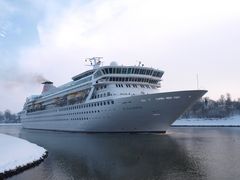 Das Kreuzfahrtschiff BALMORAL auf dem Nord-Ostsee-Kanal