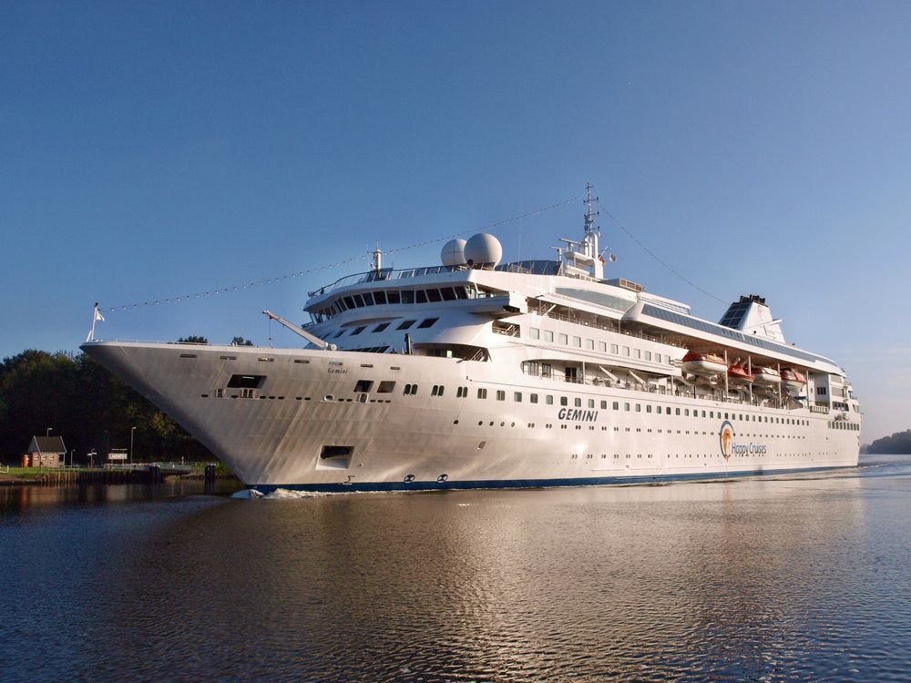 Das Kreuzfahrtschiff GEMINI auf dem Nord-Ostsee-Kanal