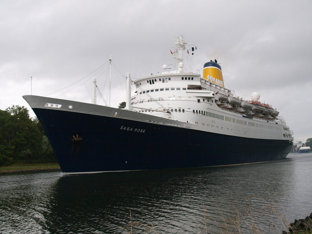 Das Kreuzfahrtschiff SAGA ROSE auf dem NordOstseeKanal. Foto & Bild schiffe und seewege