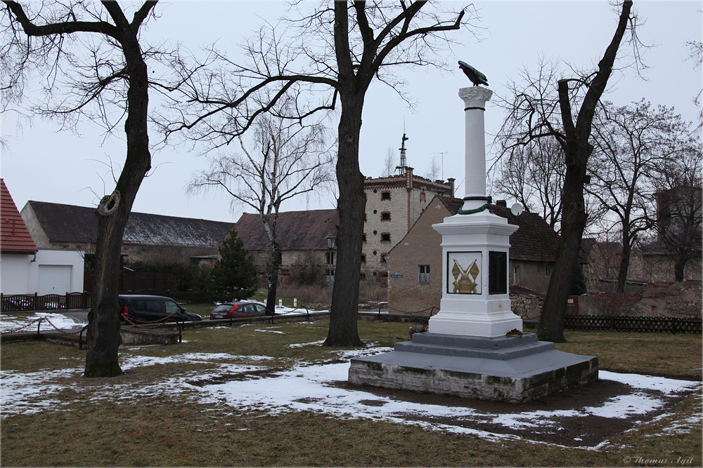 Das Kriegerdenkmal Hakeborn- Original