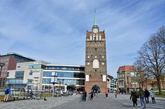 Das Kröpeliner Tor am Eingang zur "Kröpi" in Rostock