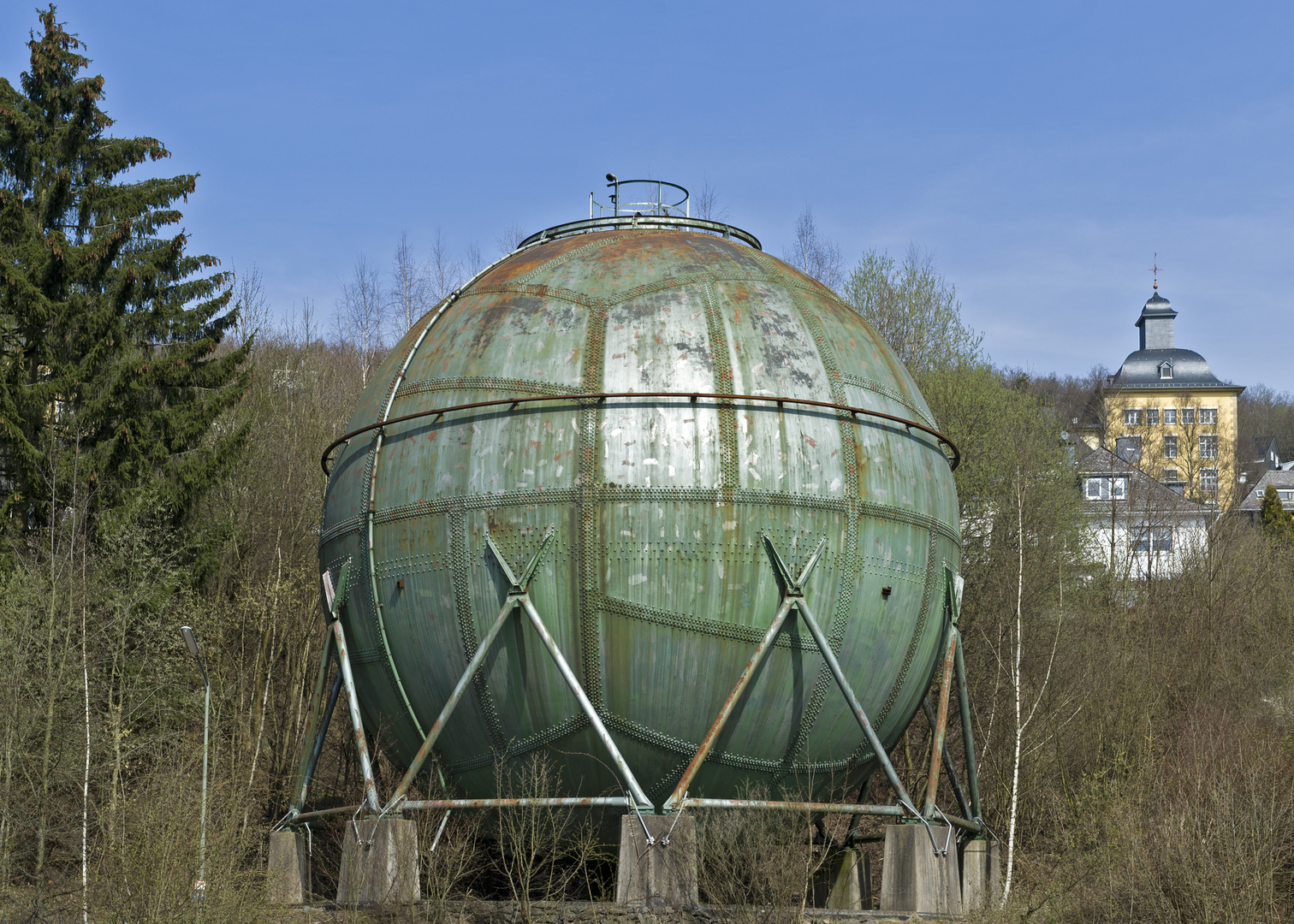 Das Kugelgasometer in der Gesamtansicht