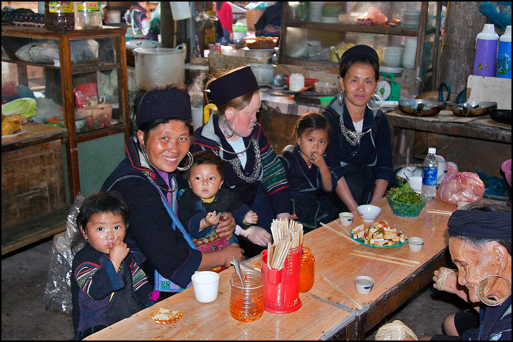 Das Lächeln der Hmong