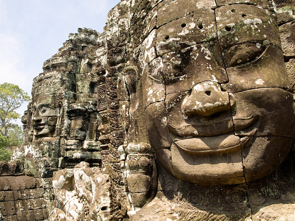 Das Lächeln der Khmer - Bayon Tempel in Angkor/Kambodscha von journeyman 