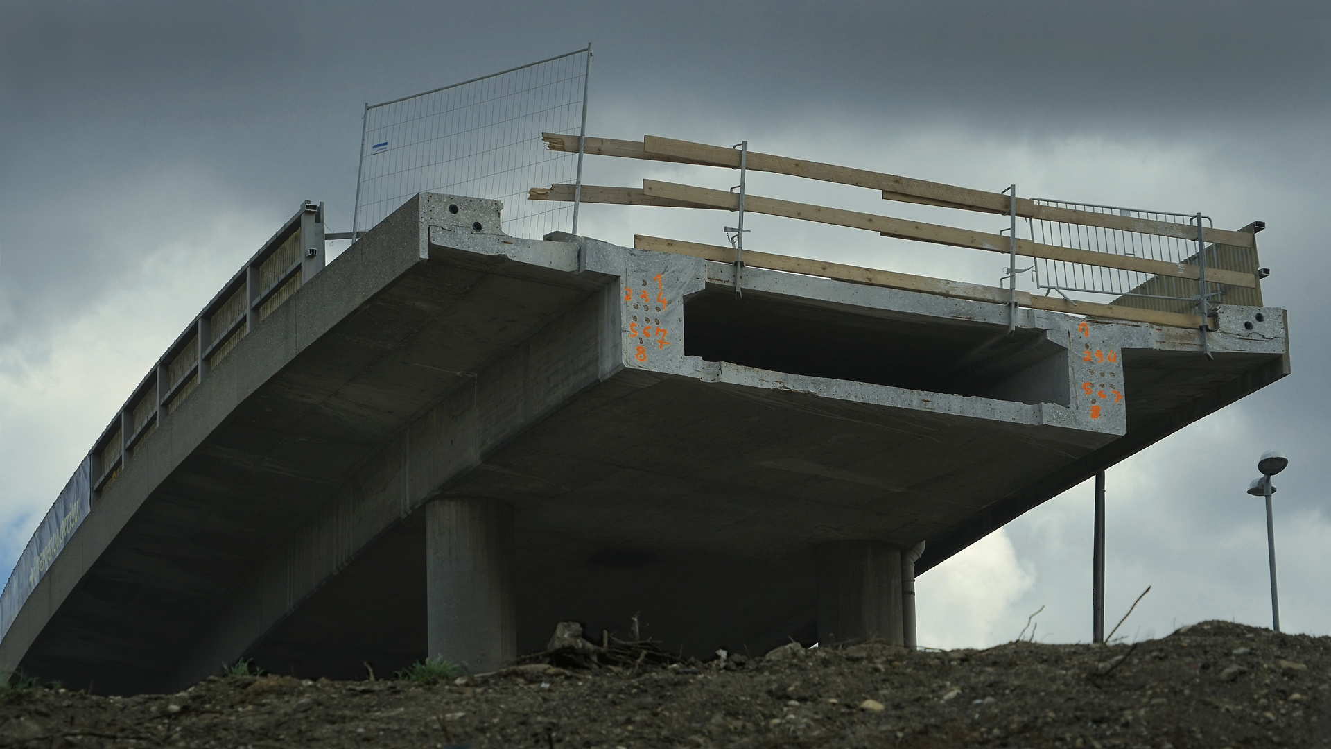 Das Land der toten Autobahnen