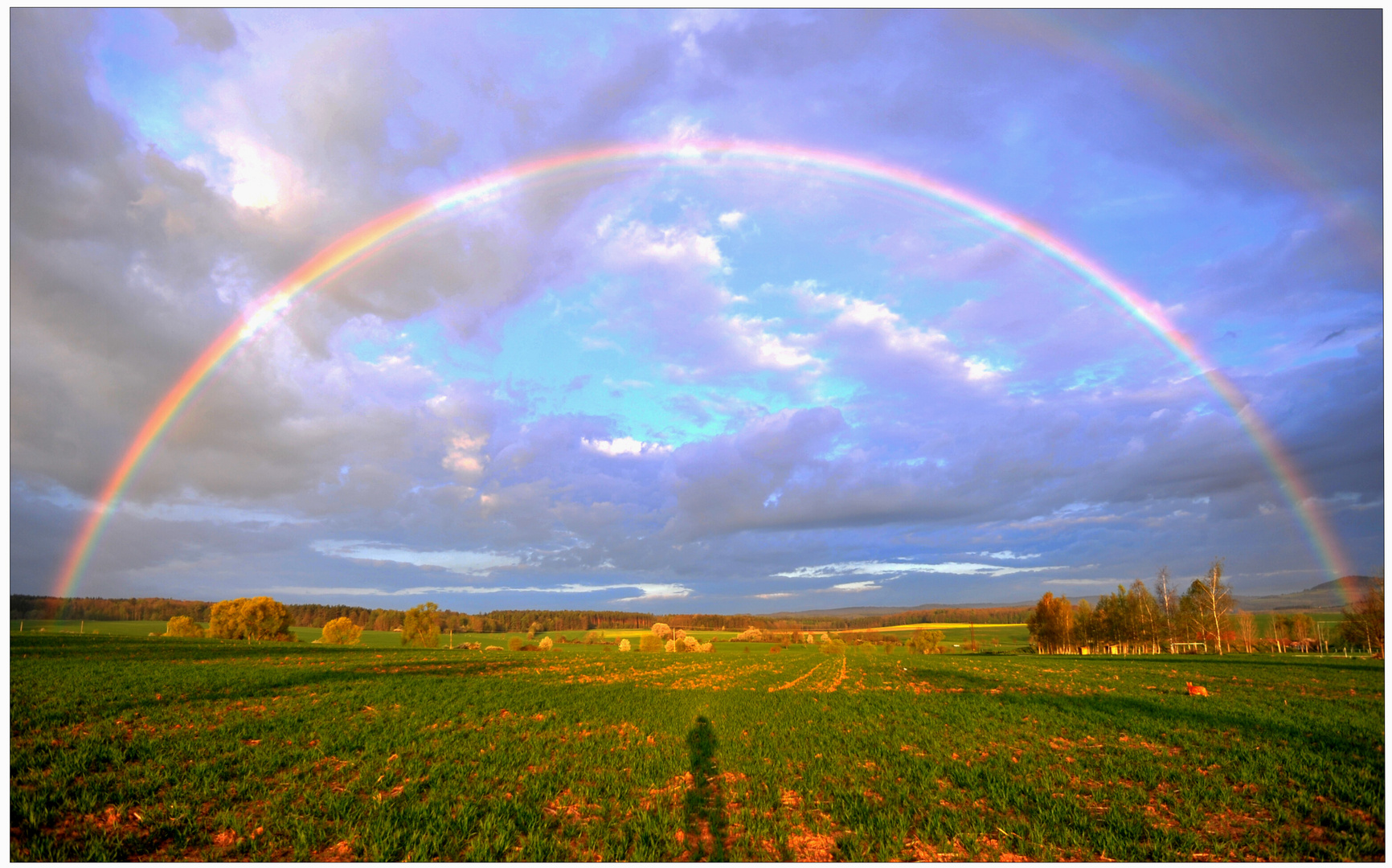 Das Land hinter dem Regenbogen (el país detrás del arco iris)