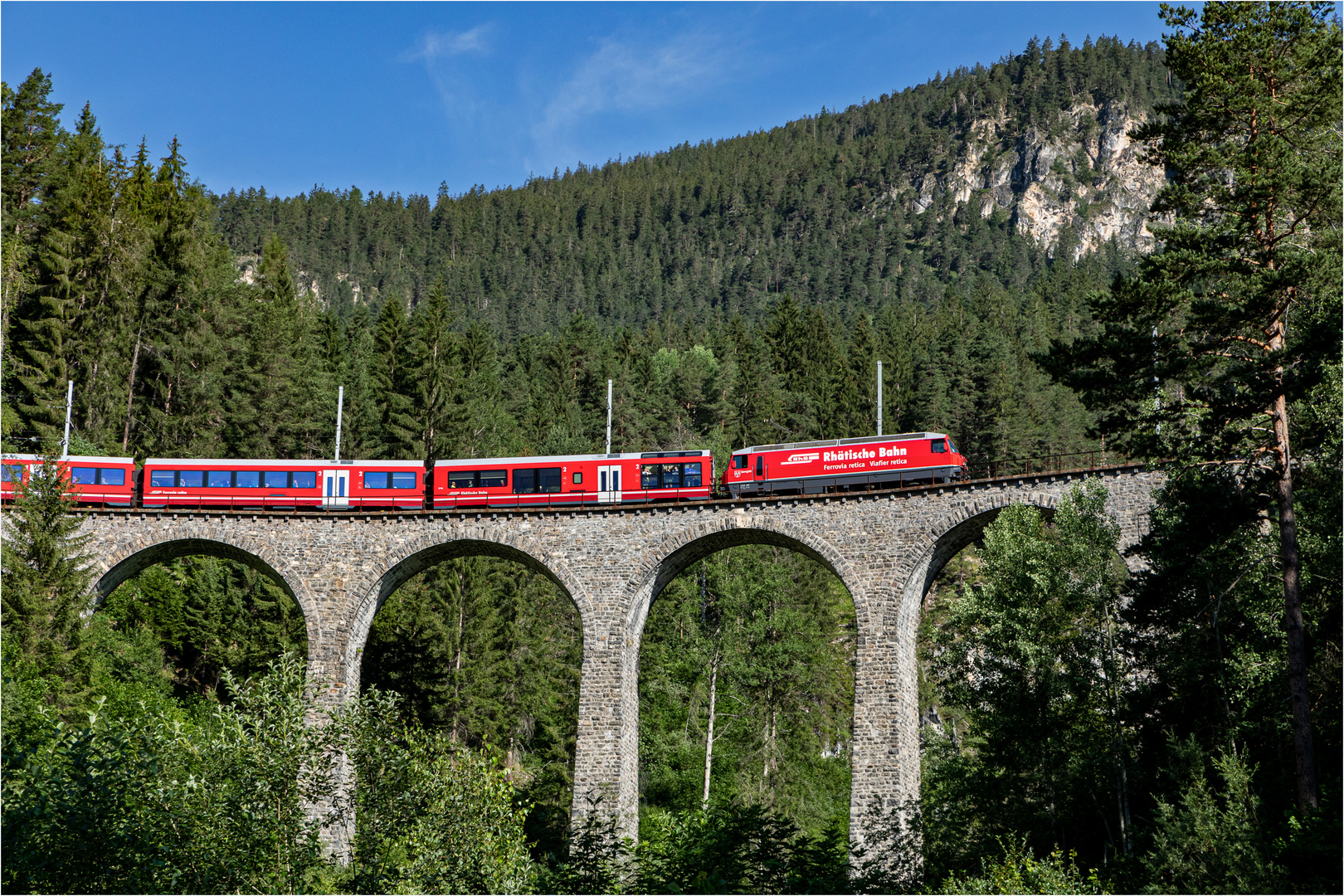 Das Landwasserviadukt ...