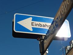 Das Leben ist manchmal eine ******-straße?