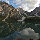 Das letzte Sonnenlicht am Pragser Wildsee, 7 Hochkantaufnahmen Freihand.