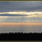 Das Licht bricht die Finsternis