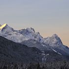 Das Licht erobert die Berge