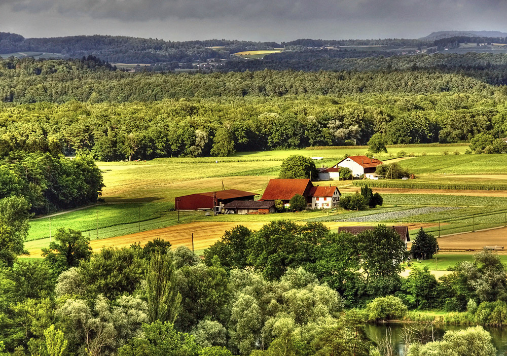 Das Licht in einem wolkigen Nachmittag