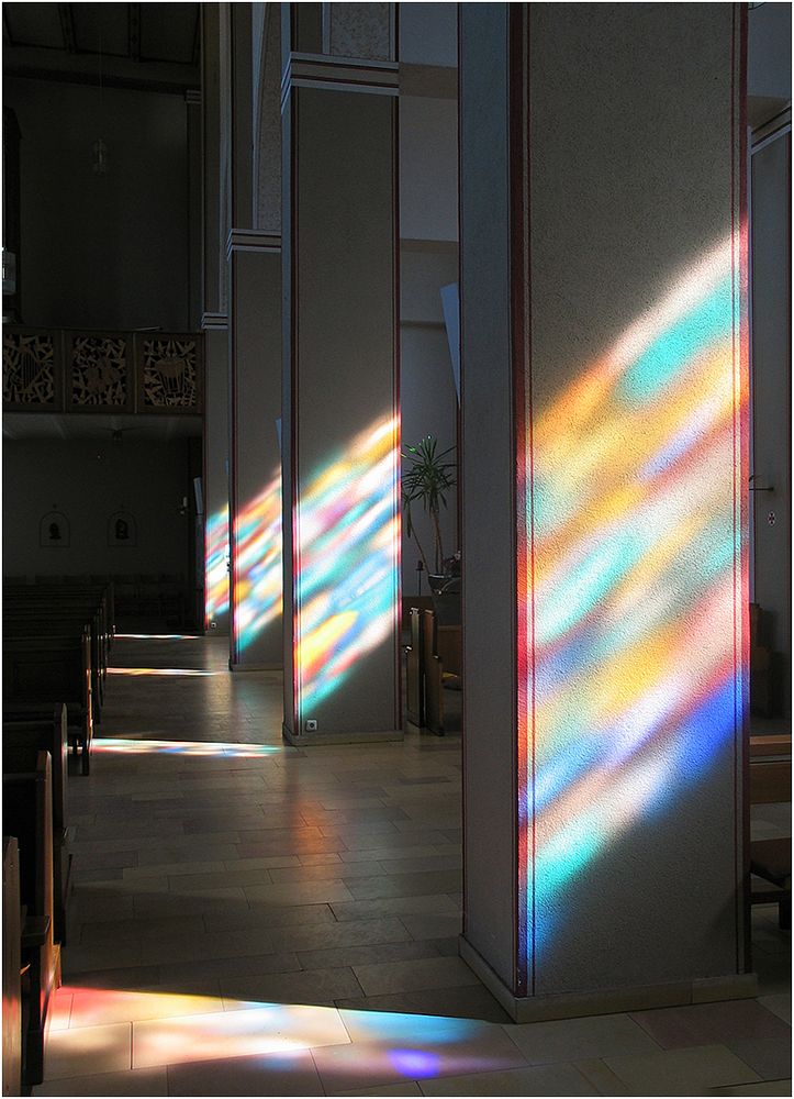 Das Licht von Kirchenfenstern