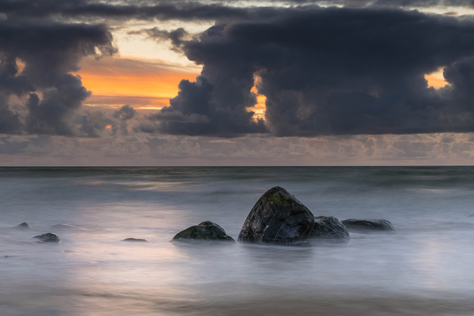 Das Loch in den Wolken