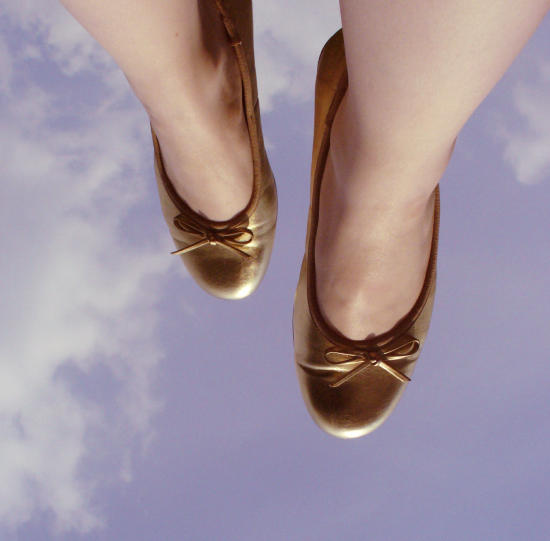 Das Mädchen mit den goldenen Schuhen