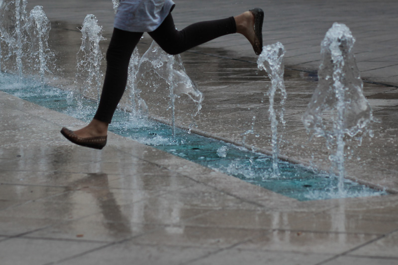 Das Mädchen und der Brunnen