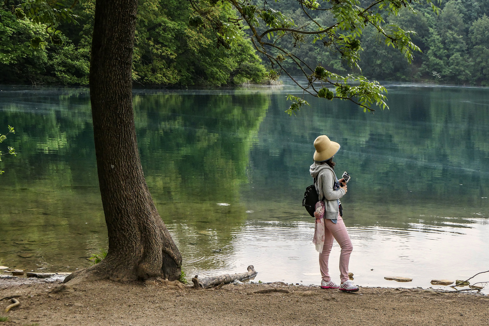 Das Mädchen und der See