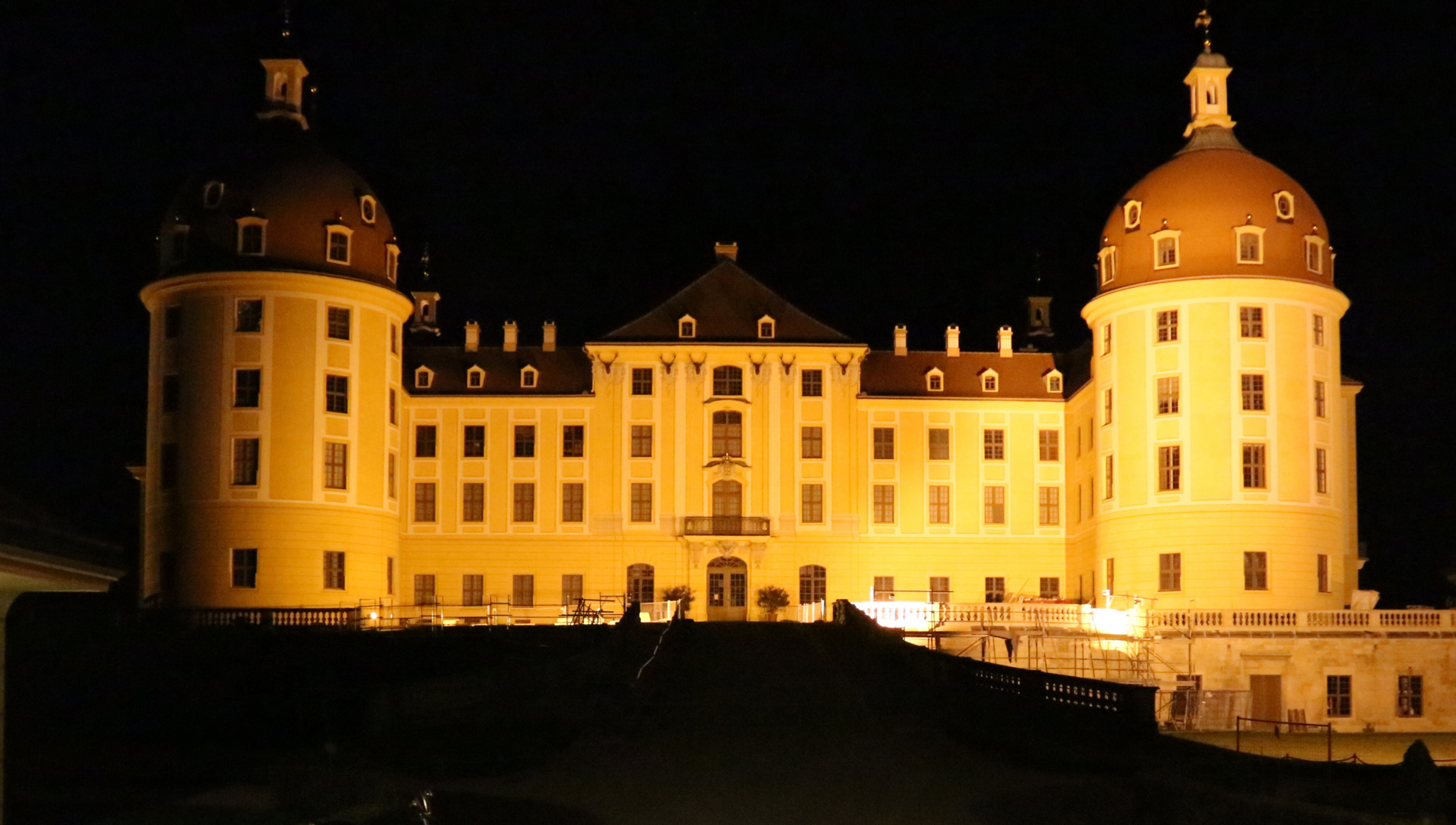 Das Märchenschloss bei Nacht