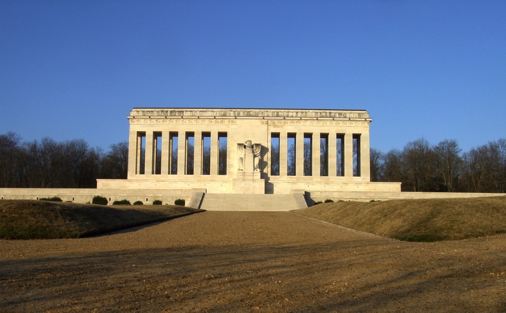 Das Mahnmal am Meßpunkt 204 (2)