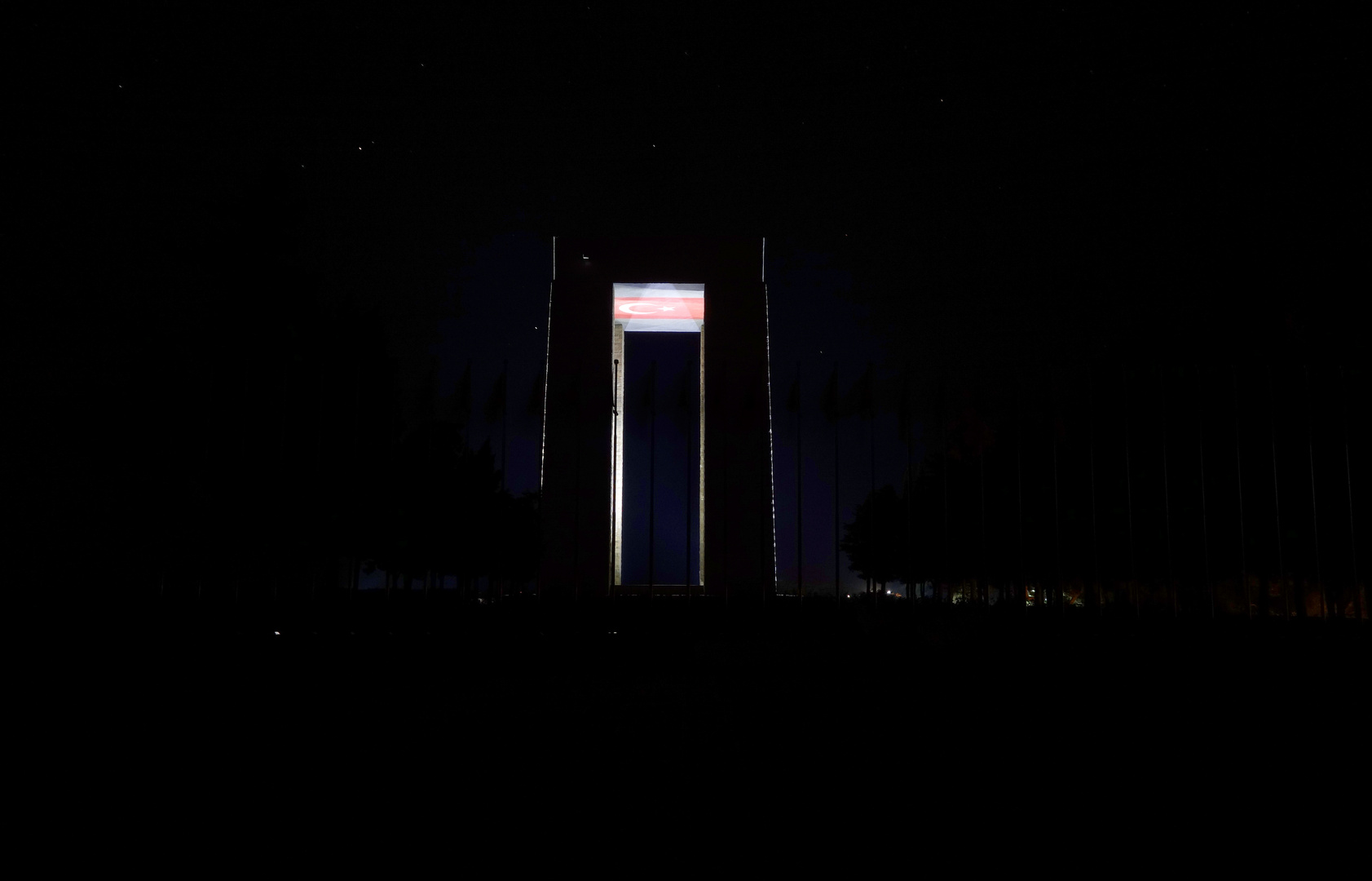 Das Mahnmal in Gelibolu/Canakkale bei Nacht