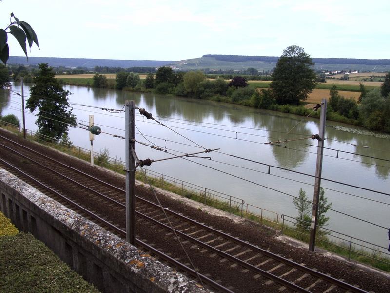 Das Marnetal bei Dormans (1)