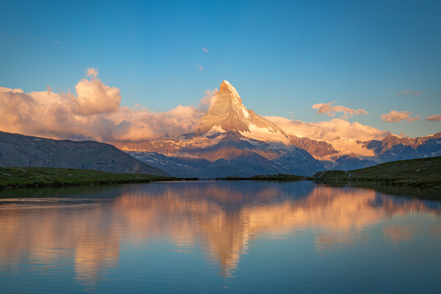 Das Matterhorn in den Schweizer Alpen