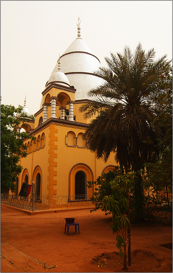 das mausoleum des mahdi