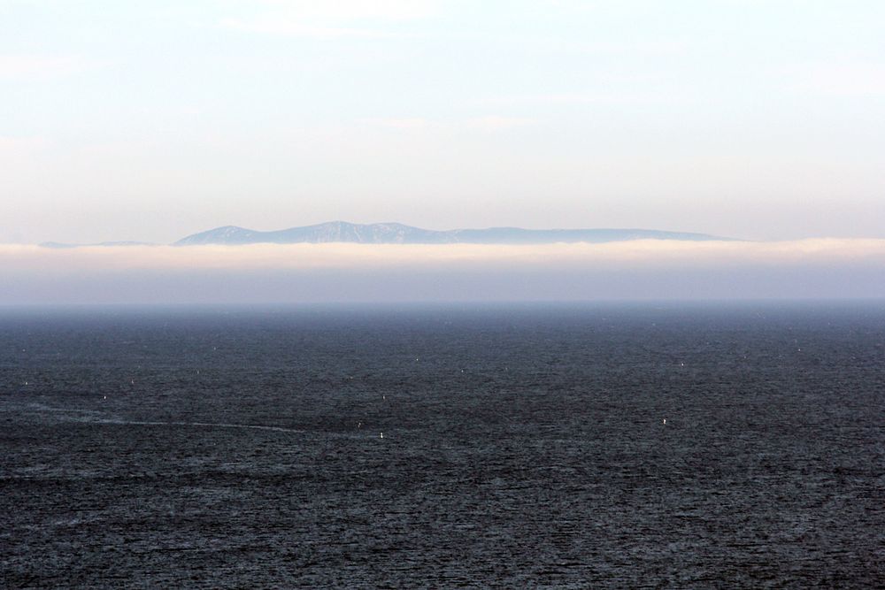 "Das Meer, die Wolken und die Berge"