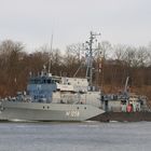 Das Minenjagdboot FULDA M 1058 auf dem Nord-Ostsee-Kanal