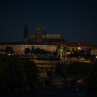 Das Morgenlicht scheint auf Prag