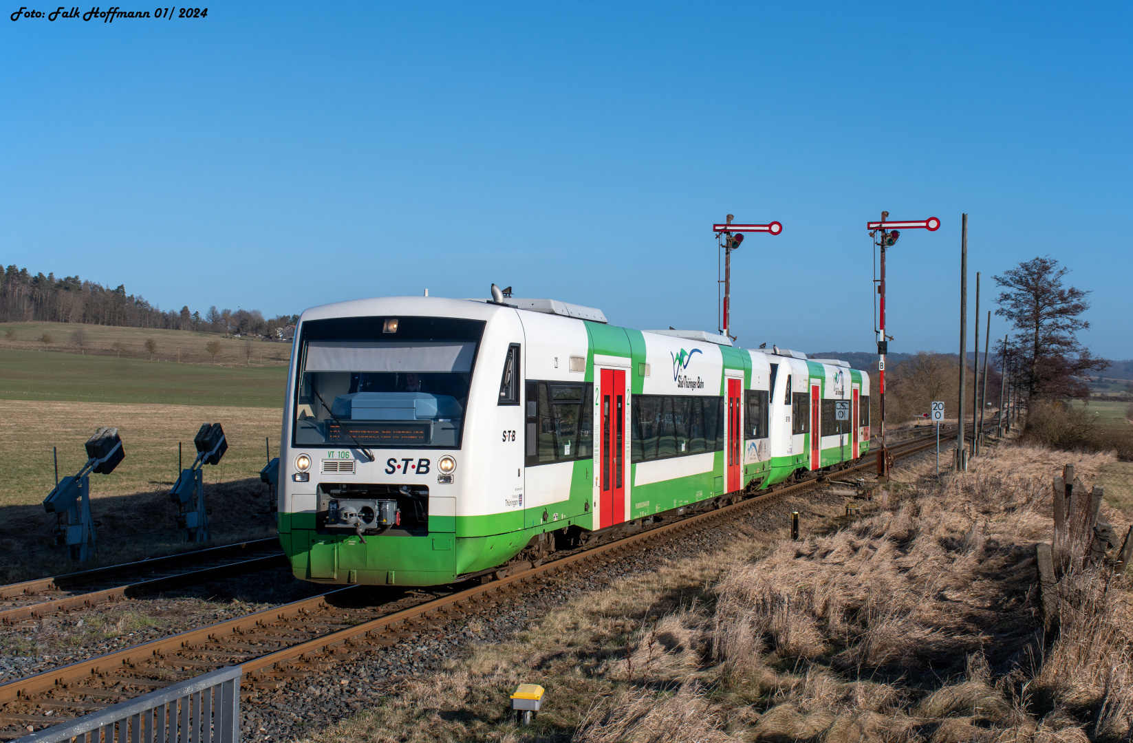 Das Motiv füllt auch eine Gitterbox