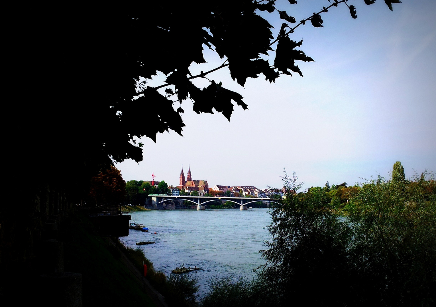 Das Münster aus dem Versteck fotografiert