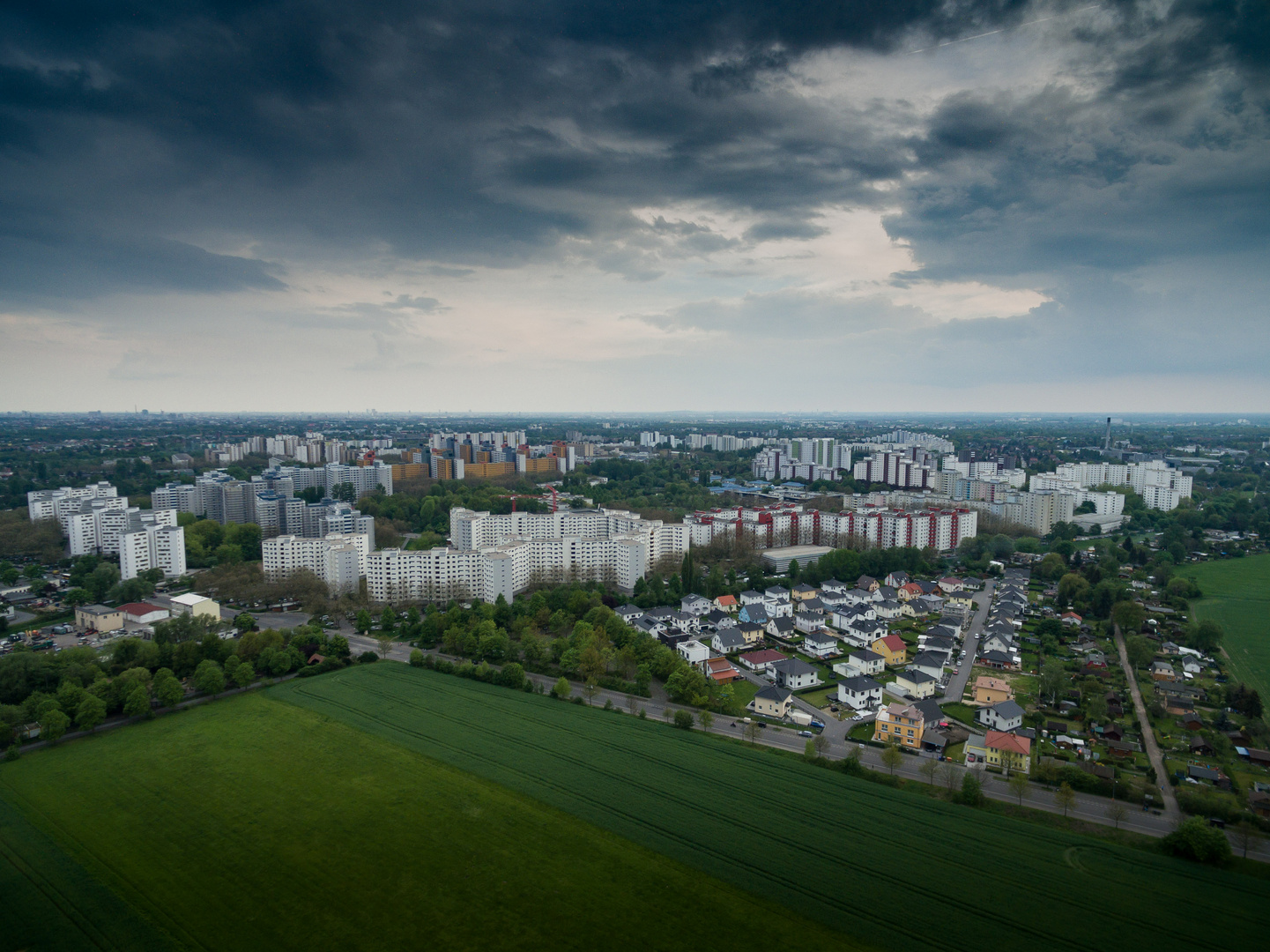 Das MV (Märkisches Viertel) zur blauen Stunde