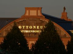 Das Naturkundemuseum Ottoneum in Kassel fängt die Sonne ein