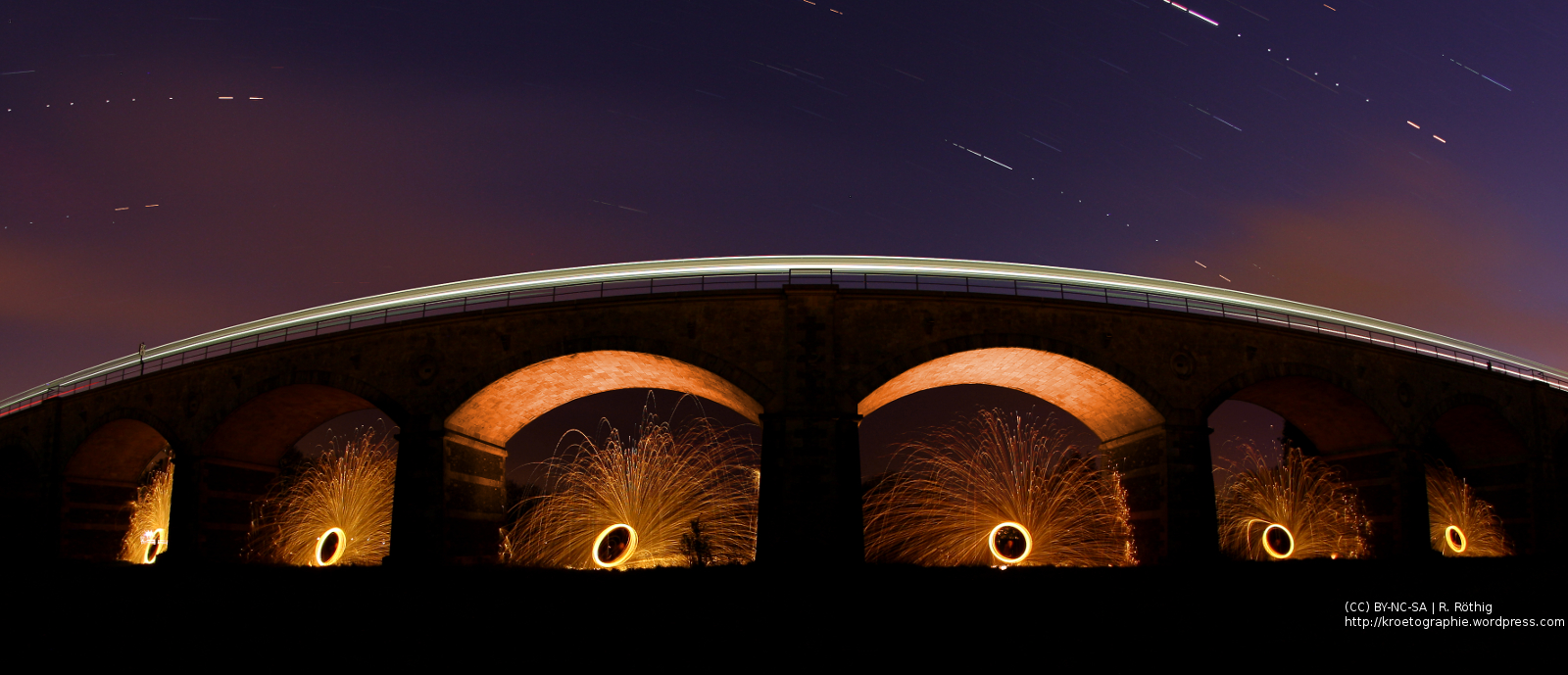 Das Neißeviadukt in Zittau bei Nacht + Stahlwolle