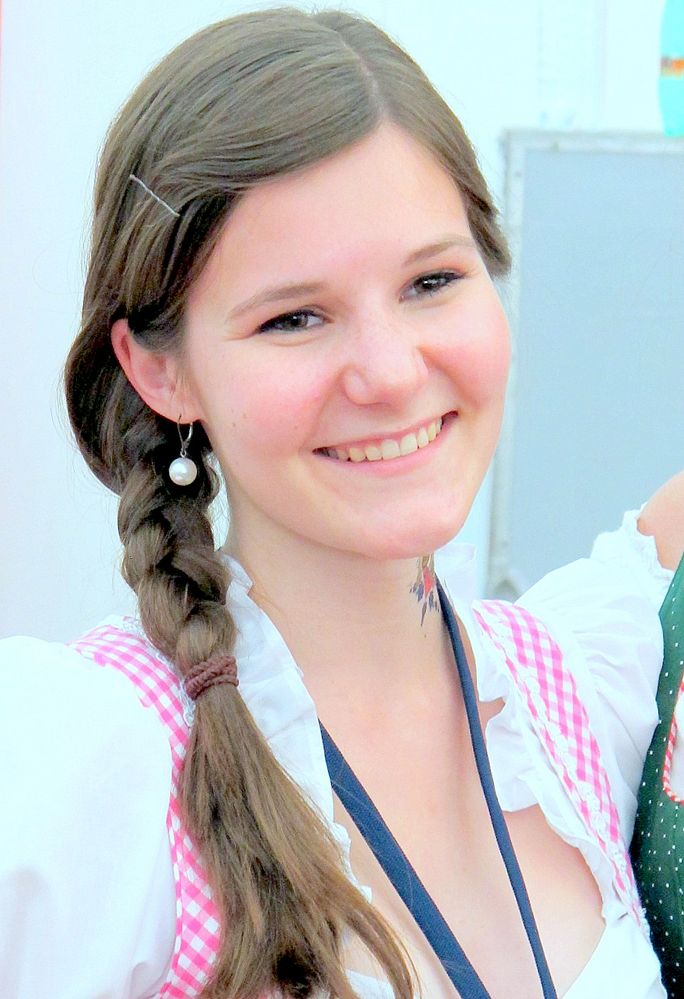 Mädchen von nebenan aus