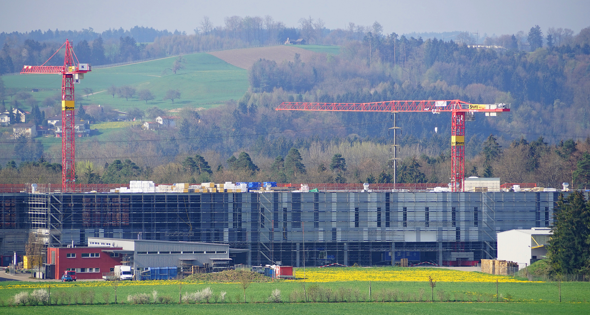 Das neue LKW-Umlade-Zentrum