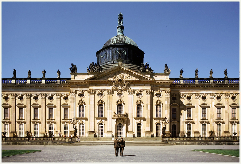 Das Neue Palais im Park Sanssouci Potsdam