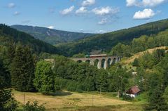 Das Neuländer Eisenbahnviadukt im Böhmischen Paradies