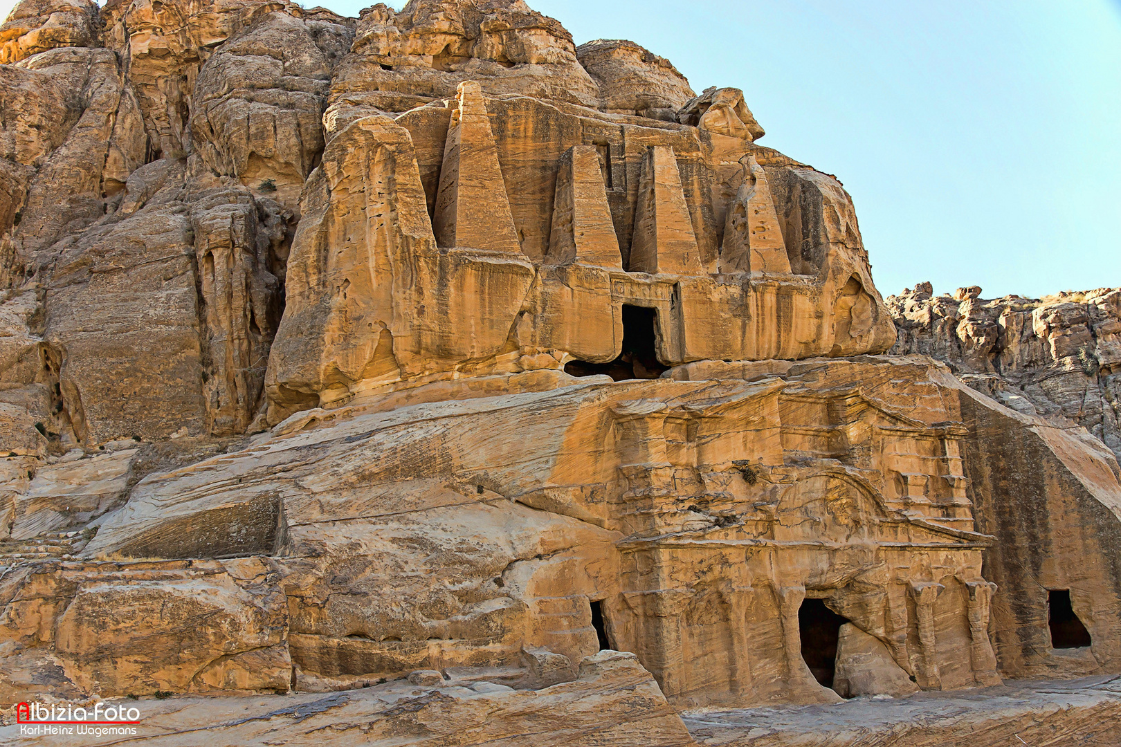 Das Obeliskengrab (Petra - Jordanien)