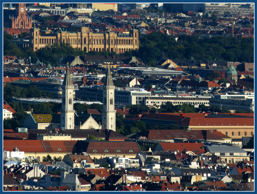 Das oberbayrische Regierungsgebäude.