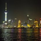 Das obligatorische Nachtbild vom Bund Richtung Pudong