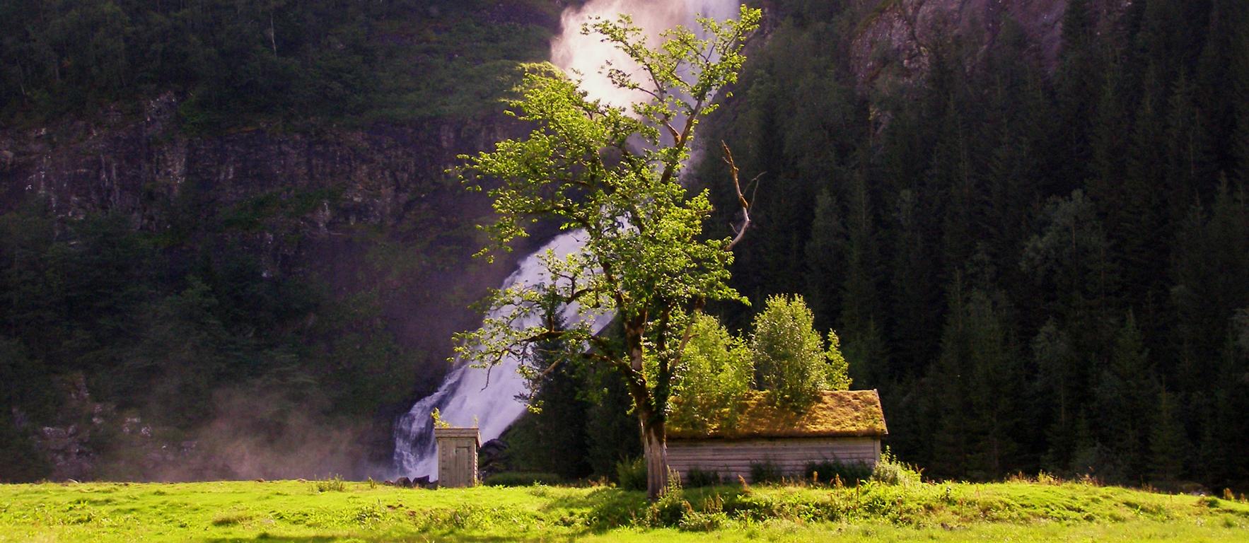 Das "Örtchen" vor dem Wasserfall