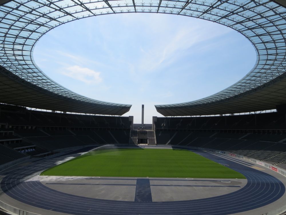 Das Olympiastadion Berlins ...