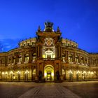 Das Opernhaus am Zwinger