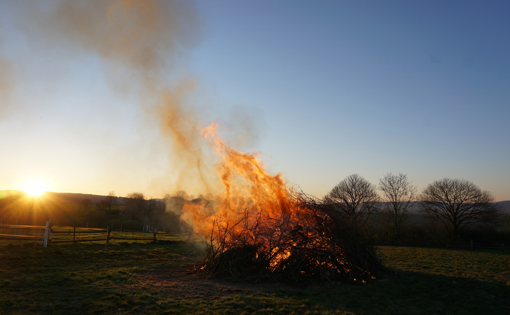 Das Osterfeuer - eine alte Tradition