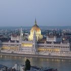 das Parlament in Abendstimmung