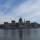 Das Parlament von Budapest ...