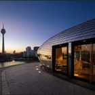 Das Pebble's vom Düsseldorfer Hyatt bei Sonnenaufgang