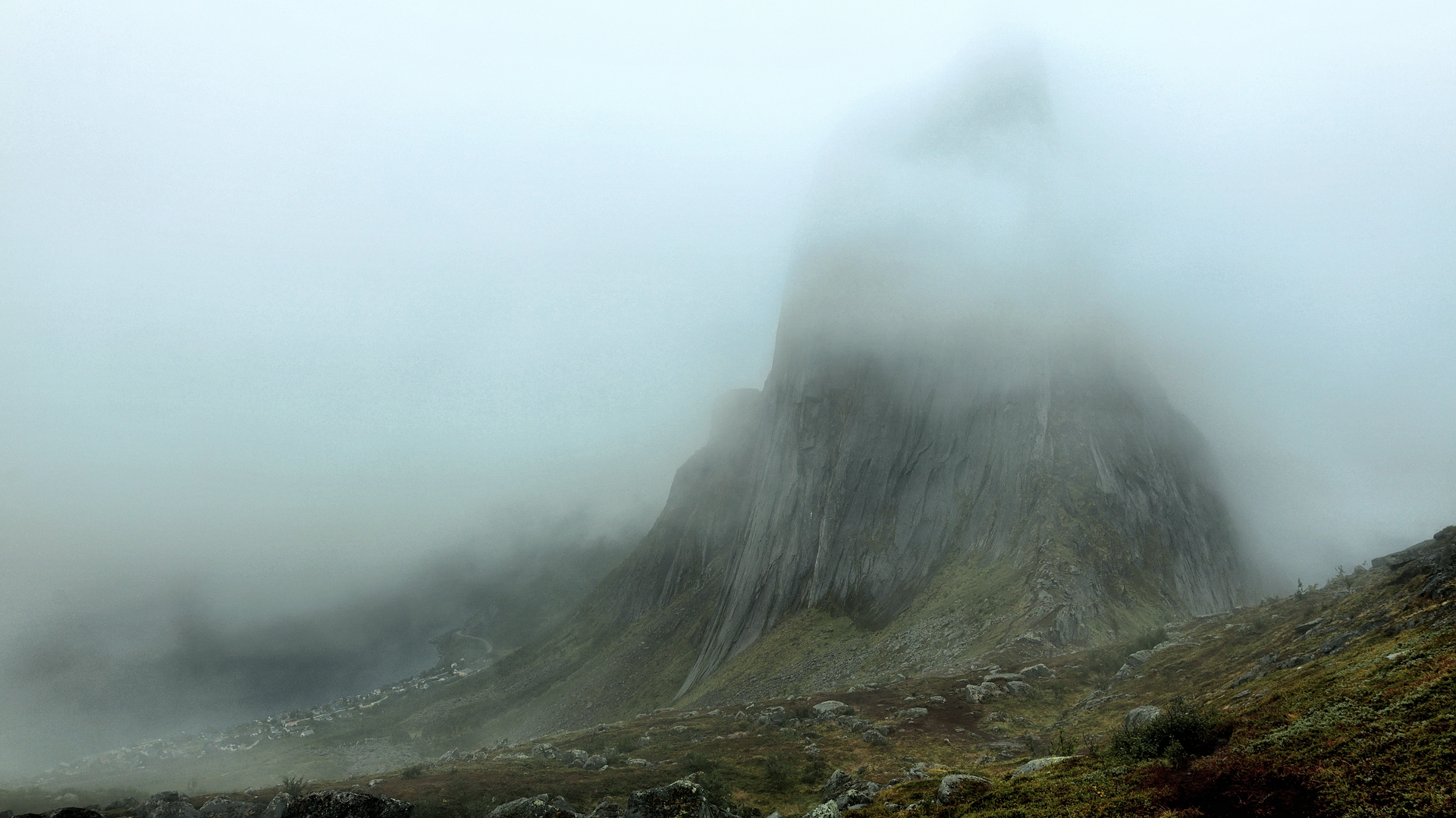 DAS PHANTOM IM NEBEL